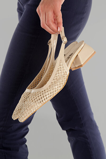 BOBx Bej Krem Rengi Arkası Açık Sivri Burunlu Mary Jane Yazlık Hasır Arkası Açık Topuklu Ayakkabı