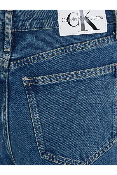 Calvin Klein Calvin Klein Women Denim Medium Authentic Slim Straight Jeans