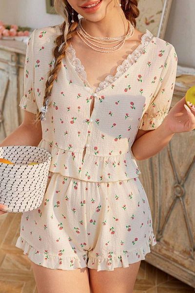 BELLA NOTTE Floral Printed Lace Detailed Frilly Pajama Set
