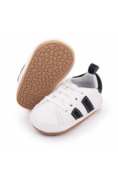 Superbaby Adidasi albi cu dungi laterale negre