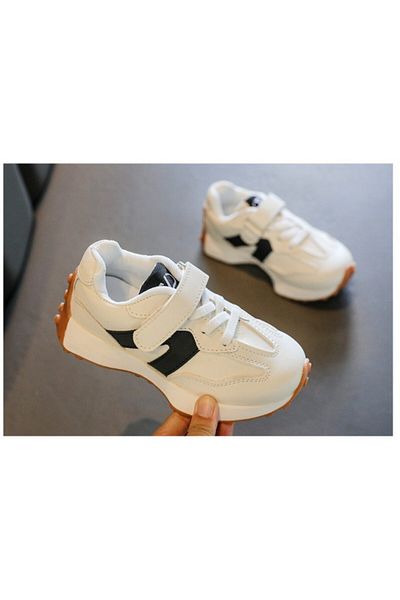 Superbaby Adidasi albi cu dungi negre - Karl