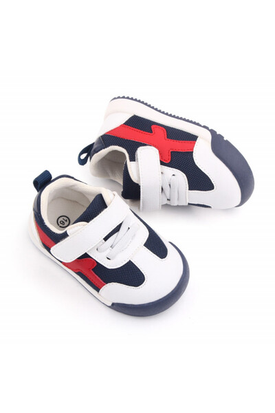 Bebelul Adidasi bleumarine cu insertii rosii pentru bebelusi