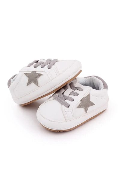 Superbaby Adidasi albi cu stea gri
