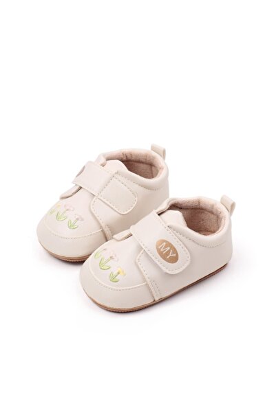 Superbaby Pantofiori crem cu broderii florale