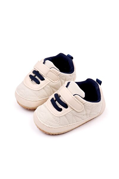 Superbaby Cream shoes with navy blue laces for boys