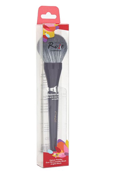 Roesıa Rose Cosmetics Rose Rich Model Blush Brush