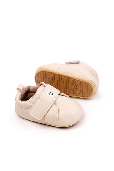 Superbaby Cream baby shoes with flexible sole and elegant design