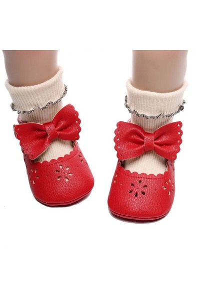 Superbaby Elegant red baby shoes with bow and floral perforations
