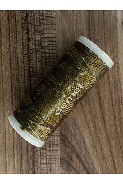 DEMET Brazilska i Punch (PUNCH) konac za ručno vezenje. Boja: 520