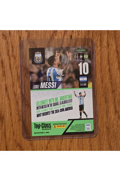 Panini الدرجة الأولى - بطاقة اللعب ليونيل ميسي التي لا تقهر 267
