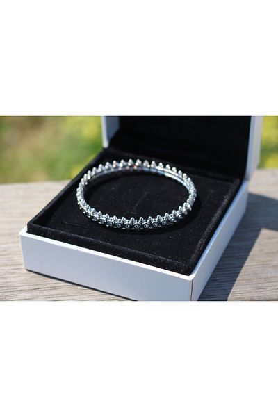 MODA Silver Tamtur Stone Handcuffs
