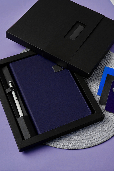 inkglo Kişiye Özel İsim Baskılı Kutulu Lacivert Deri Çizgili 112 Yaprak Siyah...