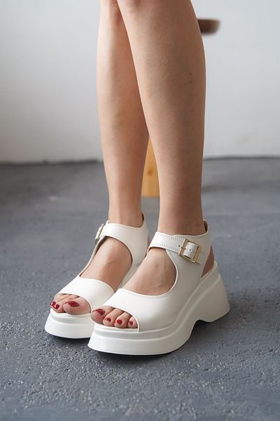 GOFFSHOES White Women's Alex Thick Sole Sandal