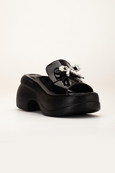 Dilimler Ayakkabı Women's Wedge Heeled Slippers Black Patent Leather Full Face Thin Accessories