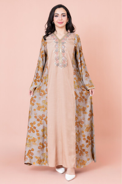 IKKXA جلابية مطرزة بشكل عصري