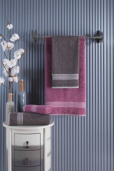 Mira Home 4-Piece Oscar Plum Antacid Bath Towel Set - Women and Men