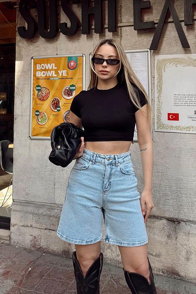 Swist Pantaloni scurți din denim cu talie înaltă albastră