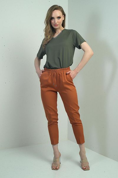By Saygı Pantaloni de damă cu talie elastică și buzunare laterale