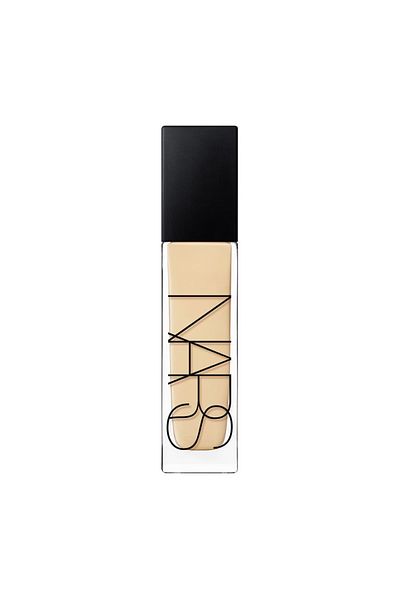 Nars كريم أساس ناتشرال طبيعي يدوم طويلاً من نارس - 30مل Gobi