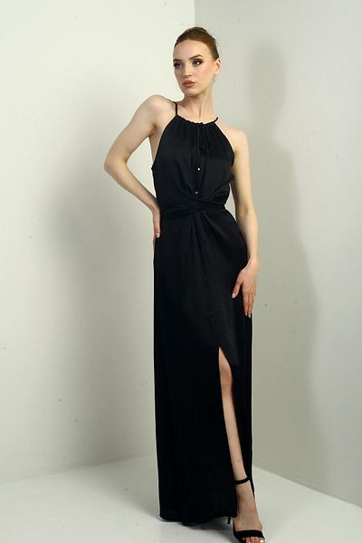 By Saygı Rochie lungă din satin țesut pentru femei, cu bretele, guler halter, talie cu curea, cu fantă în față