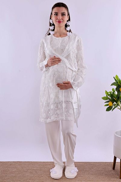 ByLohusa Effortt Ecru Lace Dressing Gown Pajama Set Byl 211252
