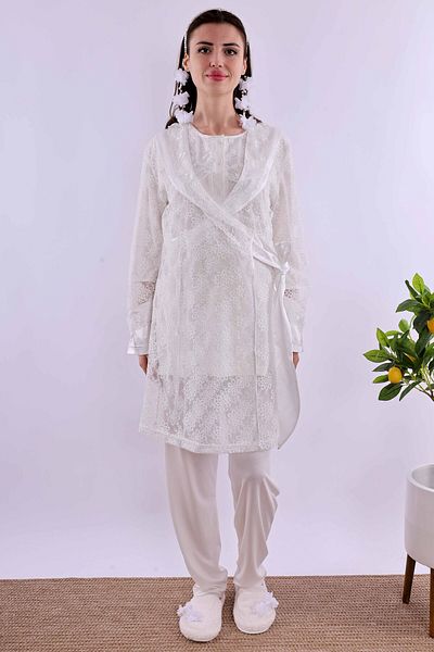ByLohusa Effortt Ecru Lace Dressing Gown Pajama Set Byl 211302