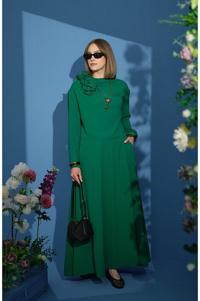 Fatma Atasoy Flounced Shoulder Emerald Crepe Double Suit