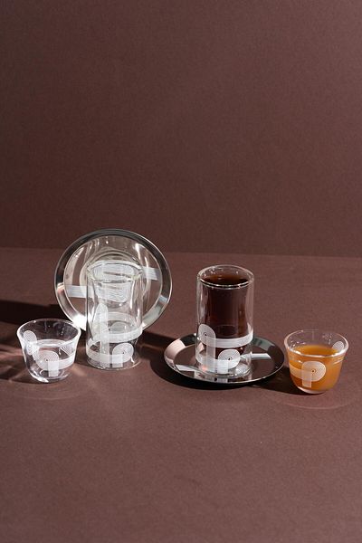 D&H طقم فناجين شاي وقهوة مع صحون من 18 قطعة - تصميم عربي تقليدي للمنزل والمكتب