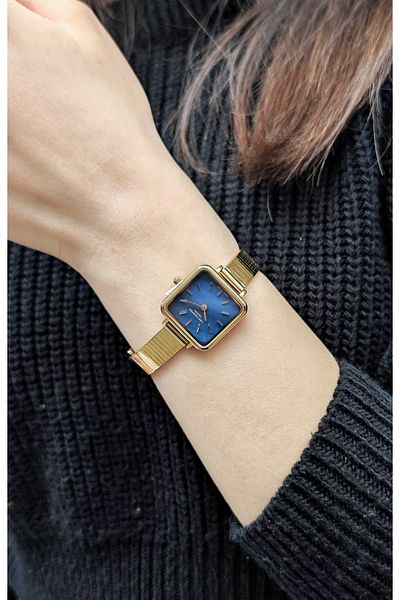 Lee Cooper Lc08138 Square Dial Minimal Design 3 Atm Waterproof Women Wrist Watch