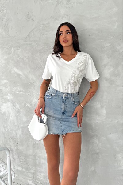 FEMELLE Tricou alb cu decolteu în V cu paiete și broderie, 100% bumbac