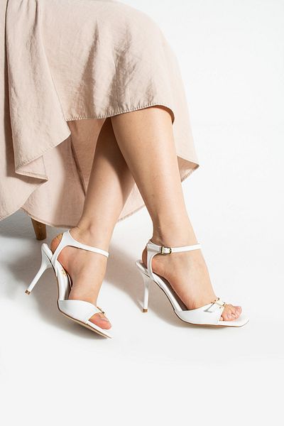 Güllü Shoes Ankle Strap Buckle White Vegan Comfortable Heeled Women's Shoes 9cm Thin Heel | Stylish & Comfortable