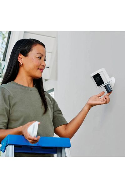 Ring Spotlight cam Plus Battery- White