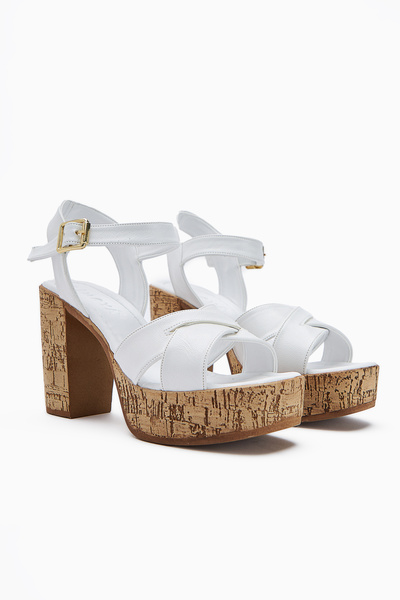 Limoya Hera White Cross-Strapped Platform Heeled Women's Sandals Opportunity Product