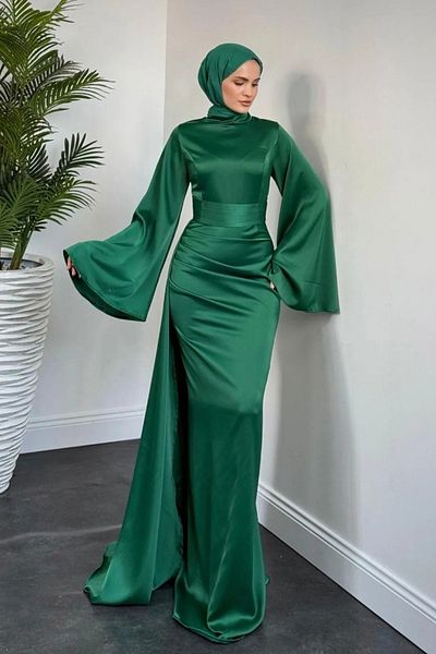 Abiye Diyarı Women's Cape Satin Fish Evening Dress-Grass Green