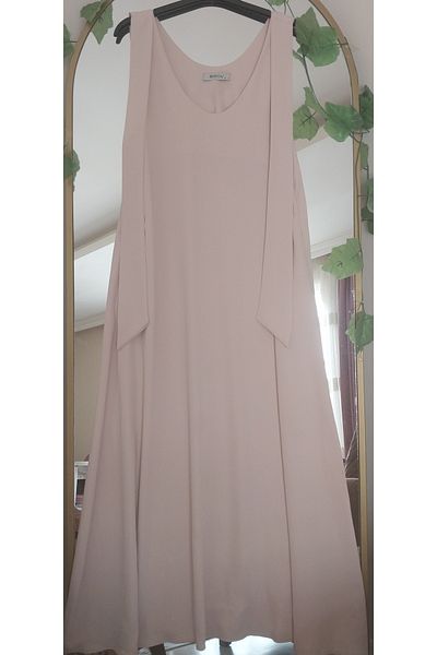 Dagü Design Women's Hijab Long Beige Crepe Pocket Gilet