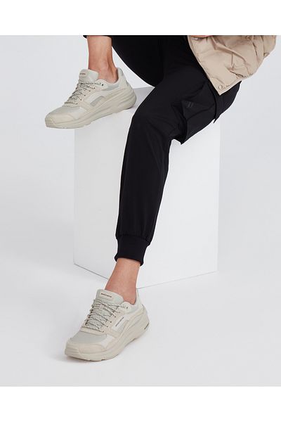 SKECHERS Дамски бели маратонки Global Jogger-full Envy 149626 Ofwt