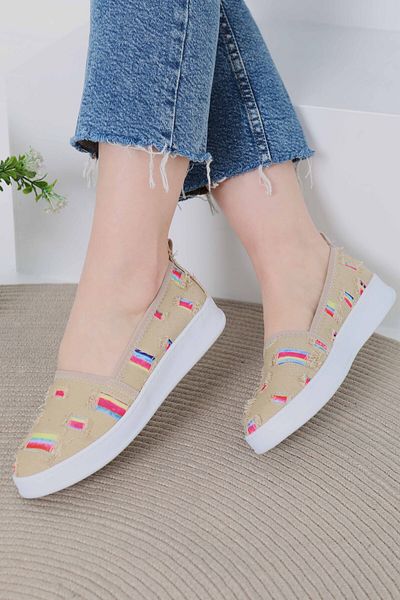 TOFİSA Women's Beige Square Color Detailed Ballerinas - 27078