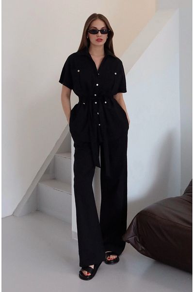 Laluvia Set pantaloni bluză cu curea cu nasturi negre - 7207