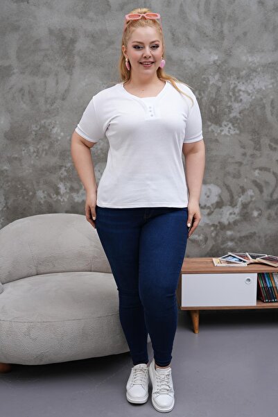 Siyezen Plus Size Cotton Blouse with Button Detail on the Collar