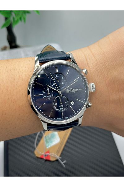 Lee Cooper Brand Leather Band Two Year Warranty 5 Atm Men's Wrist Watch with Calendar