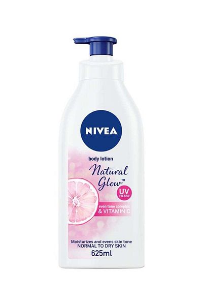 NIVEA Natural Glow Body Lotion, Even Tone, Vitamin C - Normal to Dry Skin 625ml
