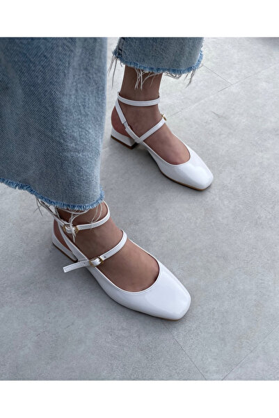 İZCE MODA Черевики на підборах з білим руганом, що зав'язуються на щиколотці