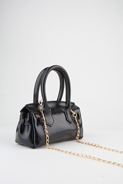 Vivaq Women's Case Black Charm Gift Design Flip Lock Closure Hand Arm and Shoulder Bag