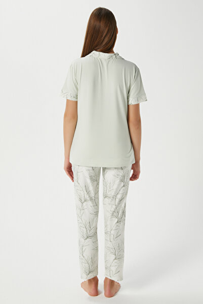 Ritnice Women's Andra Green Branch Pattern Front Buttoned Short Sleeve Bottom Top Pajama Set