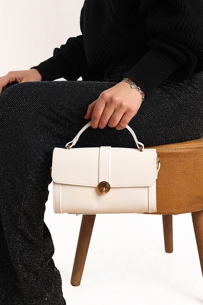Moda Lime Women's White Lock Detailed Mini Box Bag with Adjustable Strap