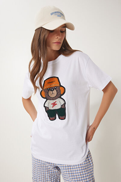 Happiness İstanbul Γυναικείο πλεκτό μπλουζάκι με λευκές χάντρες με λεπτομέρεια αρκουδάκι WE00002