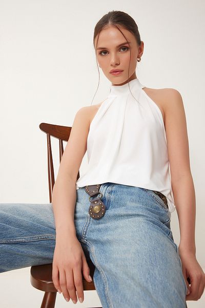 Happiness İstanbul Damen-Strickbluse mit Knochenhalterkragen und Sandy-Strickbluse RX00058