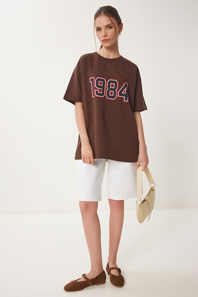 Happiness İstanbul Braunes Oversize-T-Shirt mit bedrucktem Strickmuster für Damen ZV00280