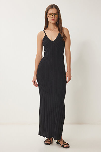 Happiness İstanbul Kadın Siyah Sırt Dekolteli Yazlık Triko Elbise ER00055