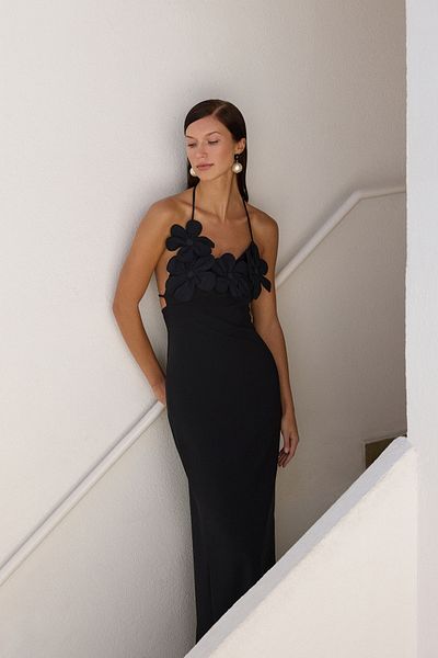 Trendyol Collection Schwarzes, detailliertes, gewebtes, langes, elegantes Abendkleid mit Rosenmuster, Nachtabendkleid TPRSS25AE00135